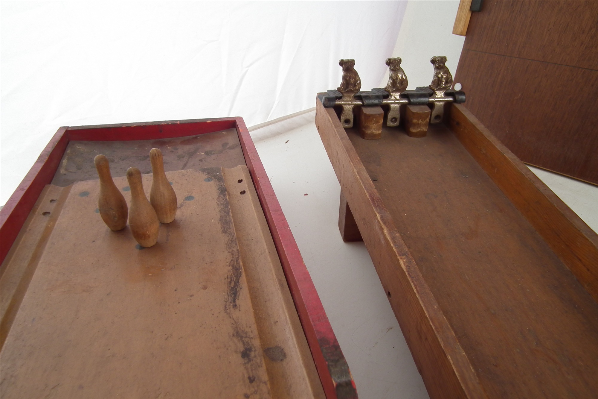 Vintage games, to include a boxed Bardo board, two Shove Ha-Penny boards, one by Jaques, Close the - Image 3 of 7