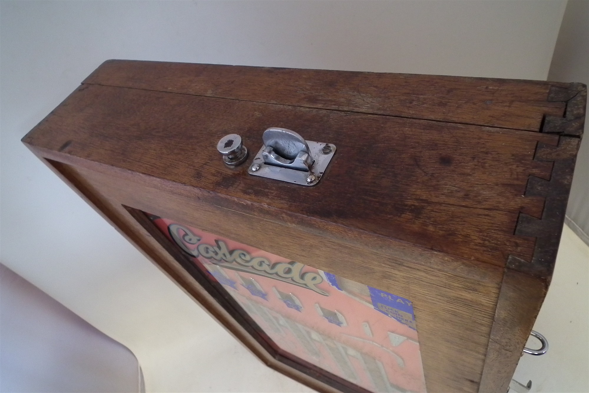 Bell Fruit Manufacturing Cascade penny slot machine, with key, 77cm high The machine appears to - Image 4 of 13