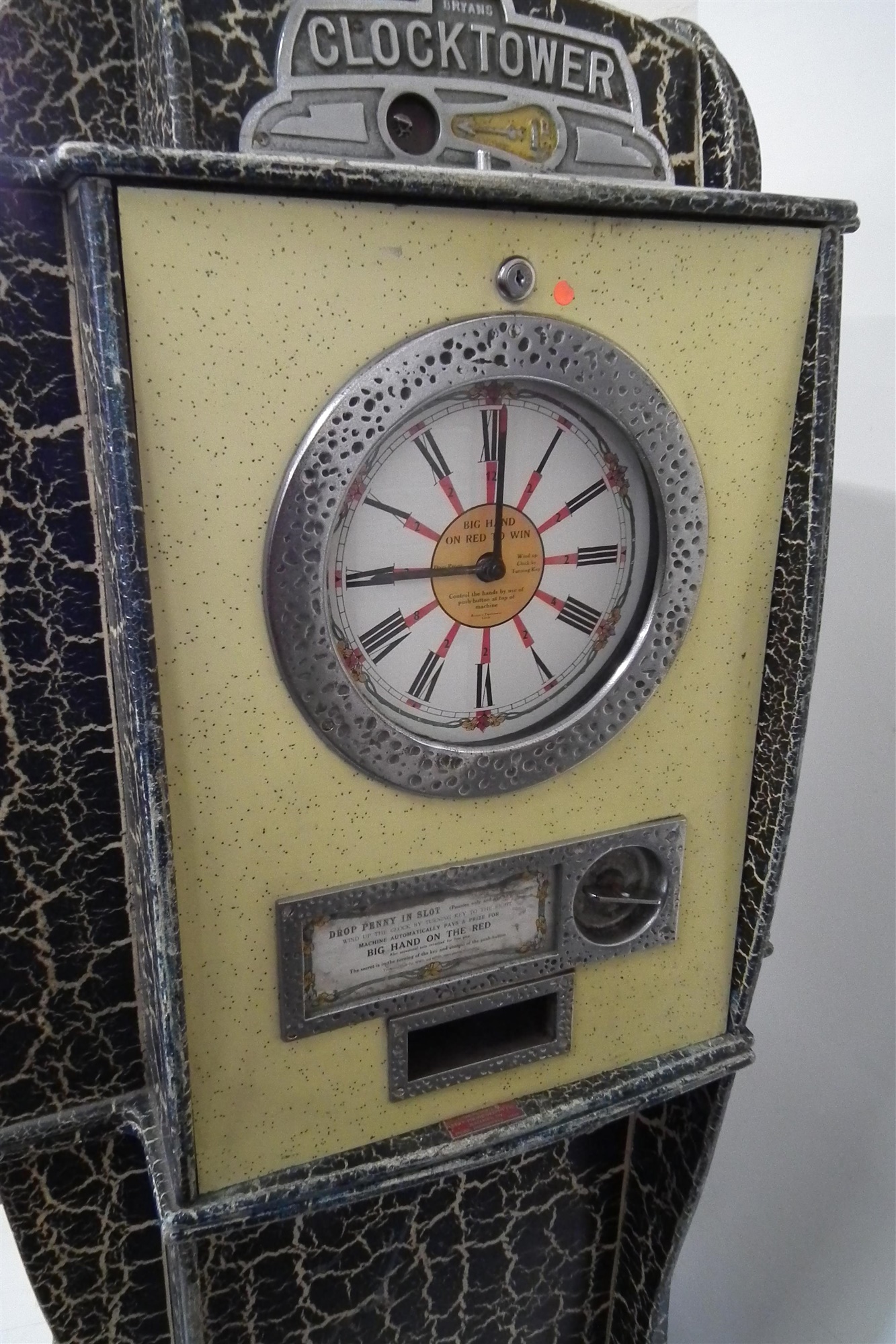 Bryans Clock Tower Quadmatic penny slot machine arcade set, fitted with four clock machines, three - Image 5 of 15