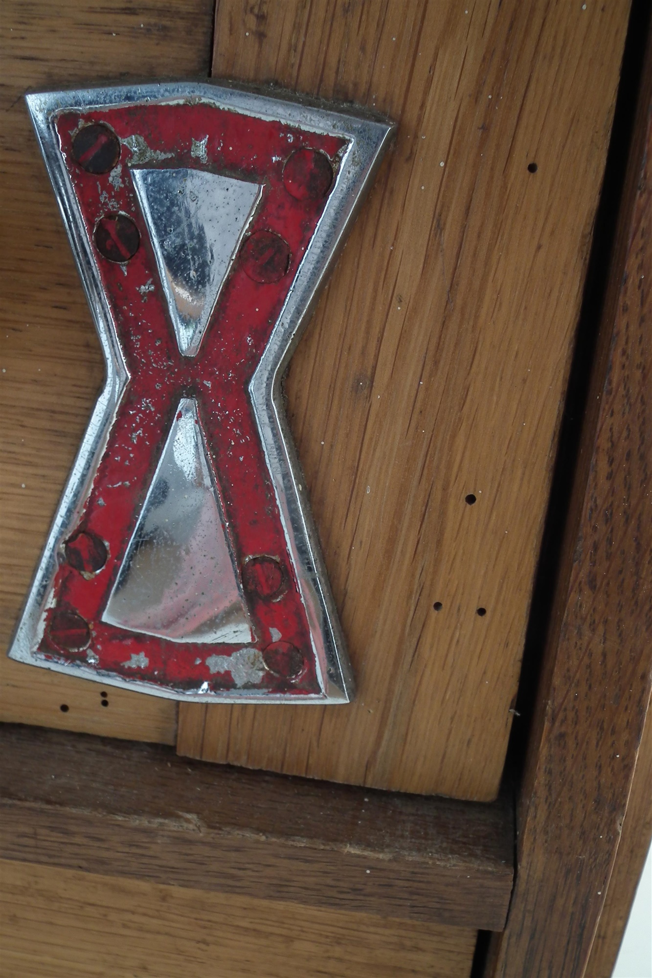 Bryans 'Payramid ' penny slot machine, with seven balls in Art Deco wood case, serial number 787, no - Image 4 of 17