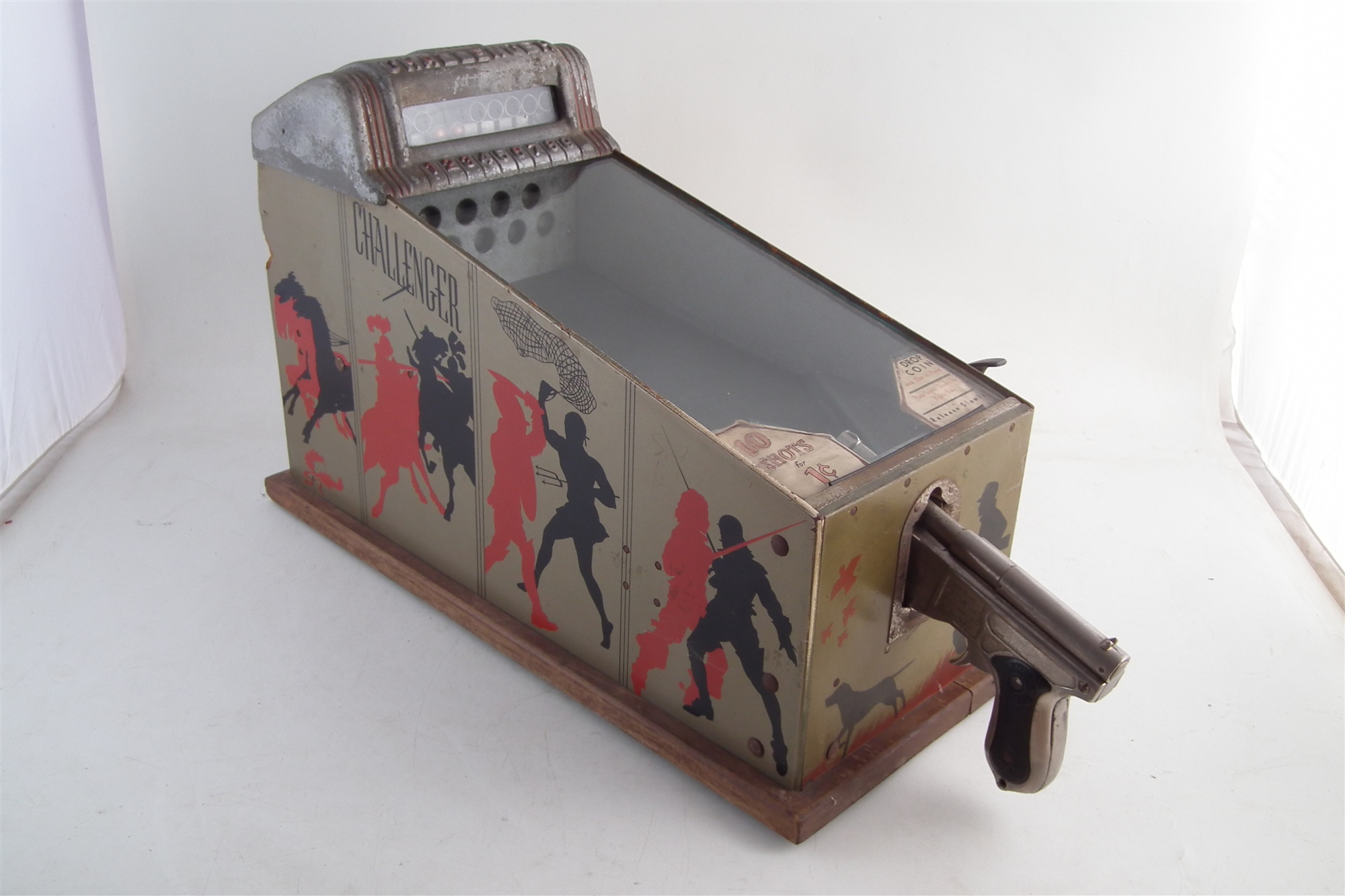 Challenger 1 cent table top pistol pinball machine, by A.B.T Manufacturing Chicago, patented by W.A. - Image 2 of 9