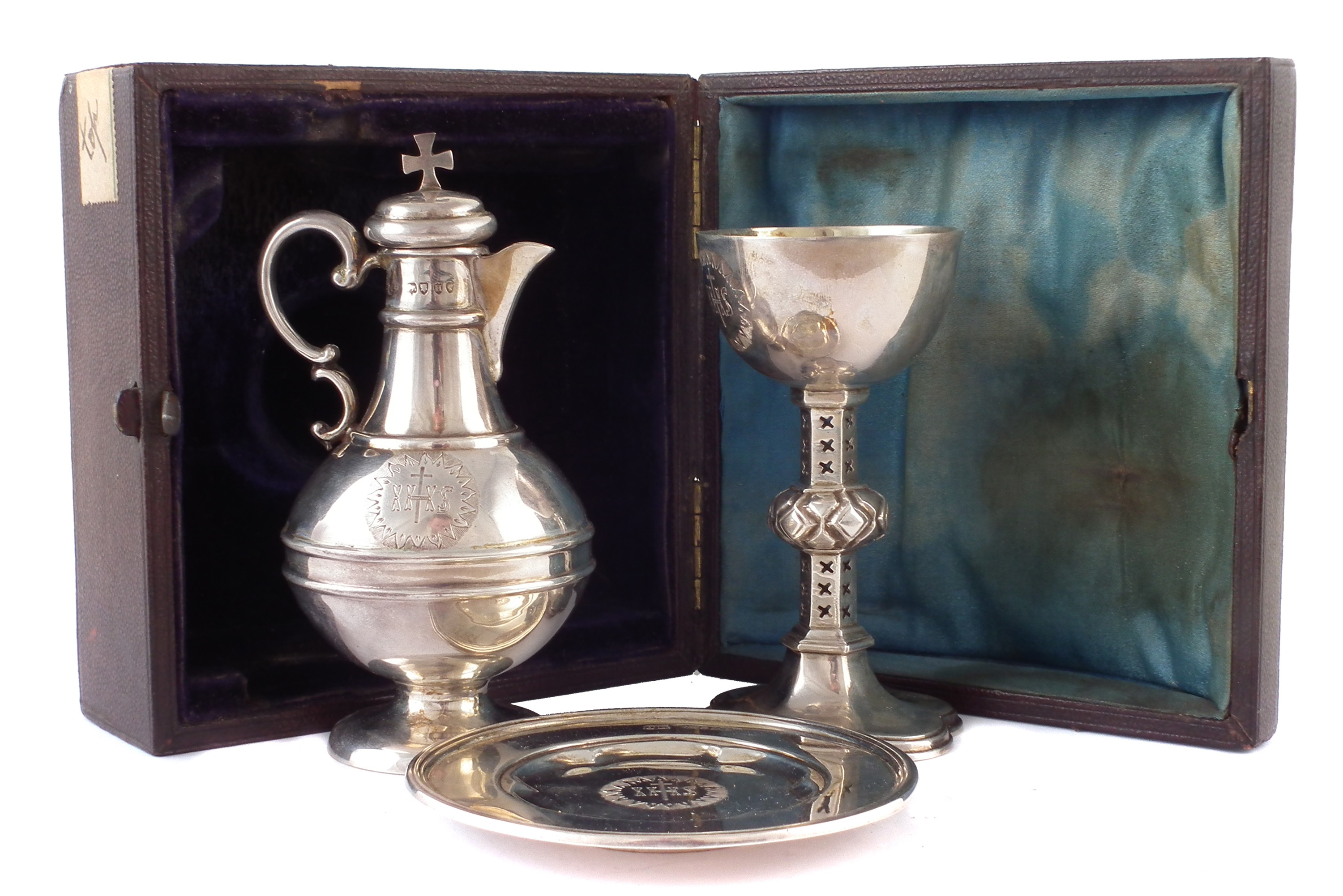 A Victorian silver 3-piece communion set