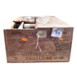 Pichon Longueville Comtesse de Lalande Pauillac, 2001, original wooden case. To bid on this timed