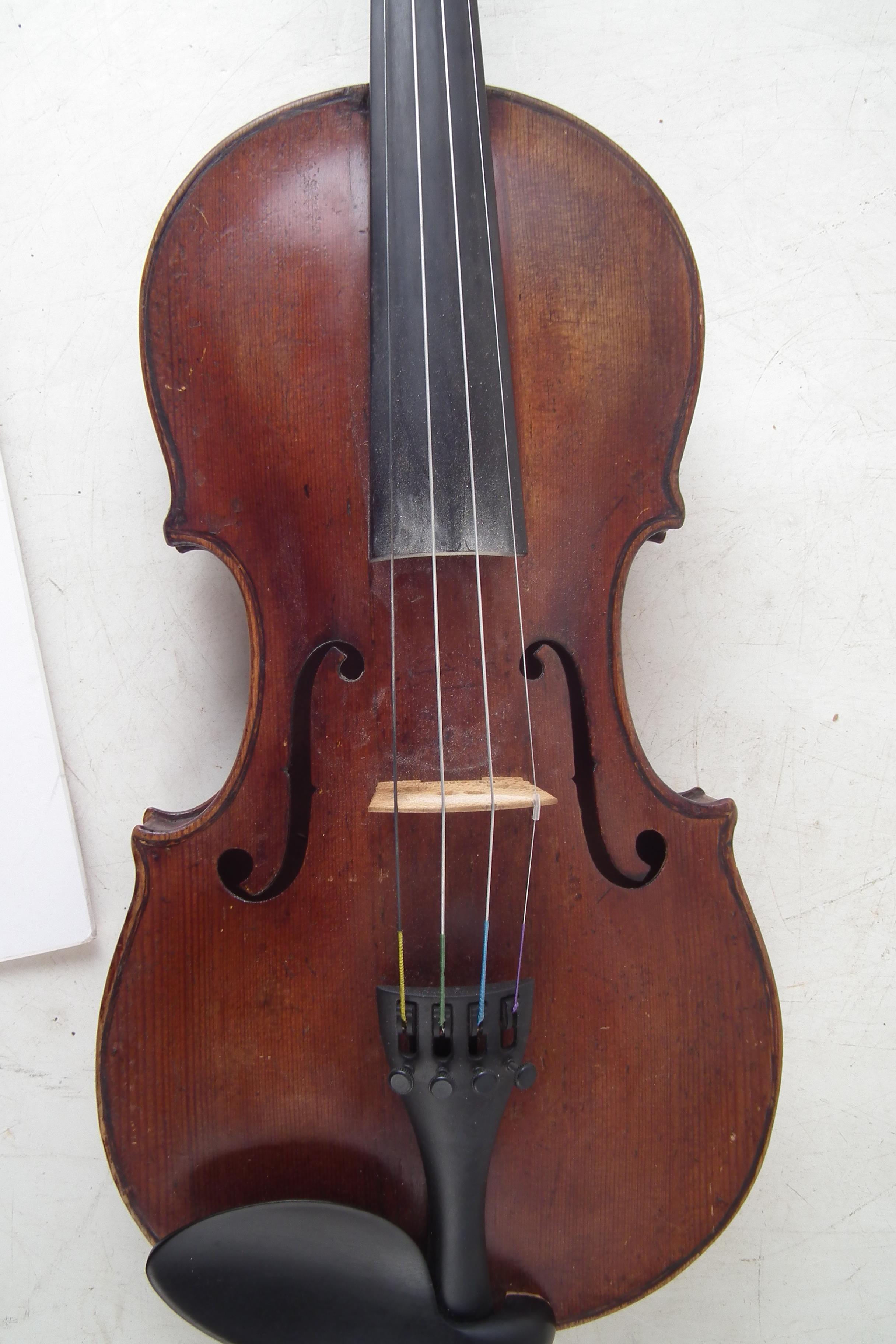 Violin possibly Dutch - Image 3 of 17