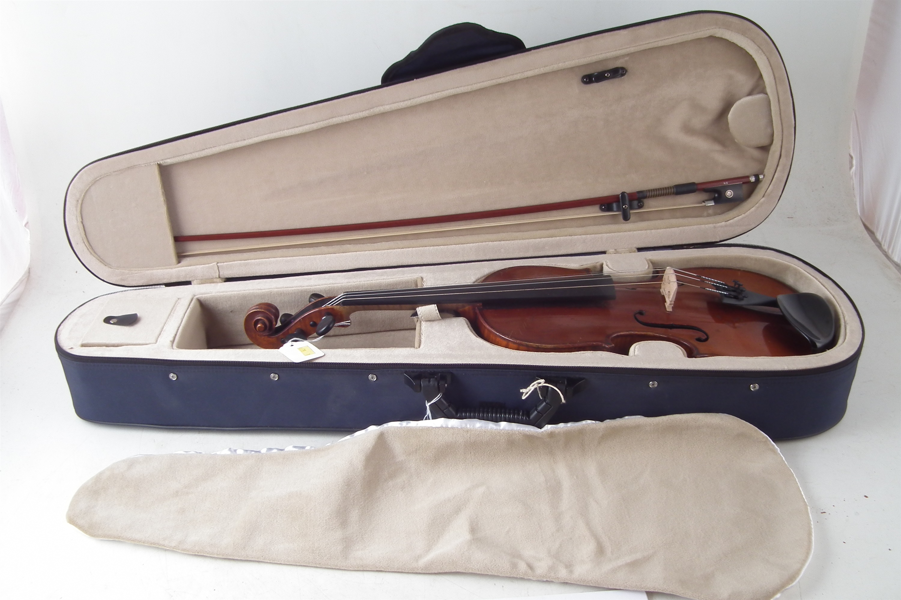 Schmidt violin with NS bow and case. - Image 13 of 15