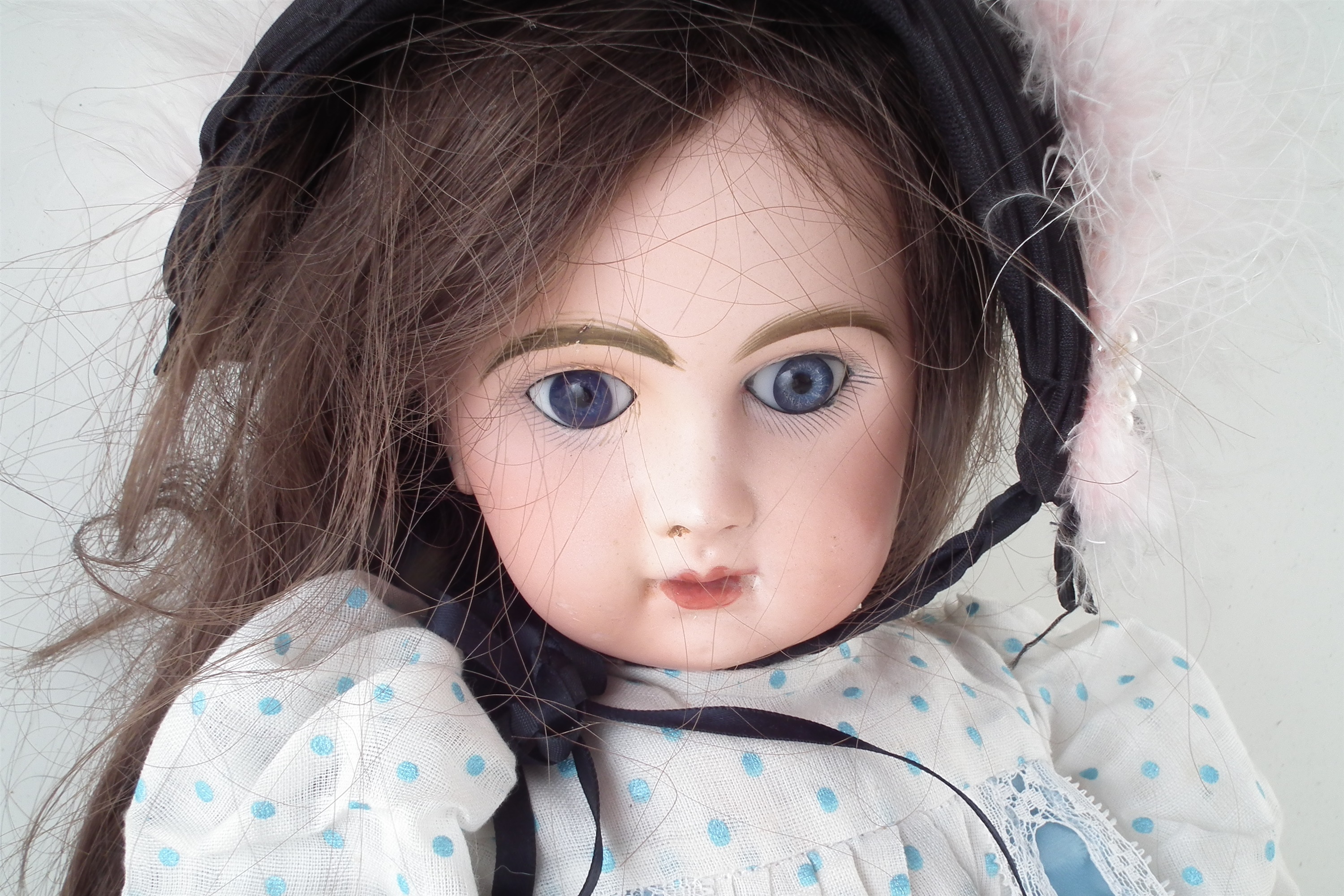 Jumeau doll with closed mouth and open eyes - Image 3 of 11