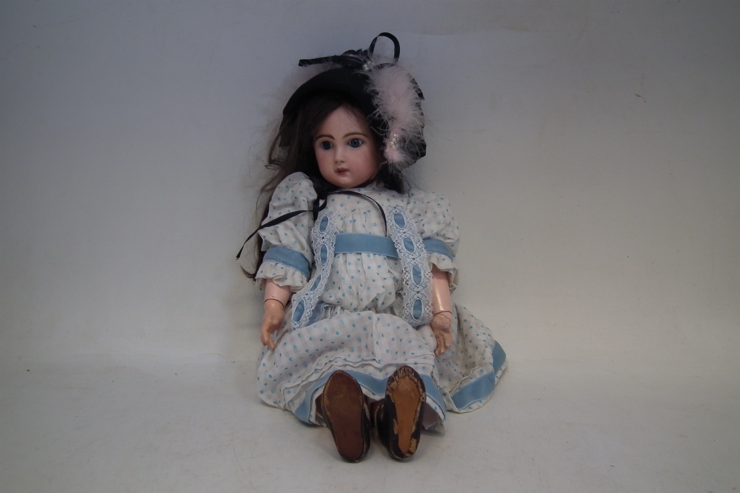 Jumeau doll with closed mouth and open eyes - Image 11 of 11