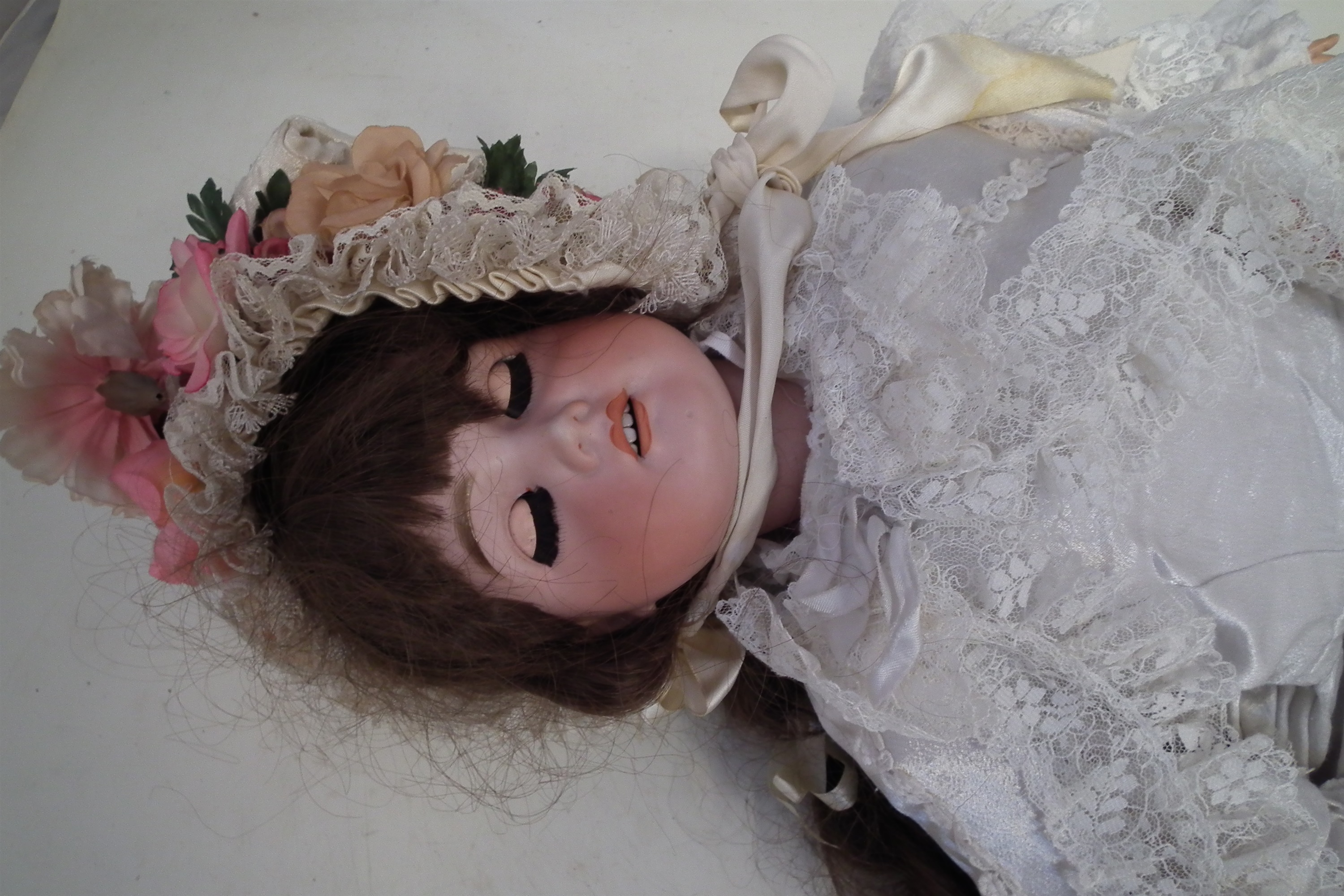 Jumeau doll with open mouth and sleep eyes - Image 4 of 15