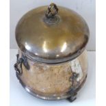 Art nouveau coal bucket Condition reports are not available for Interiors sales.