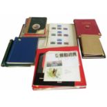 All world stamp collection in 12 albums and stockbooks plus a few covers