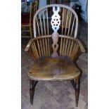 Reproduction wheel-back Windsor chair Condition reports are not available for Interiors sales.