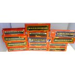 11 boxed Hornby GWR coaches, R.456, R932, R.458, R.456 (2) R.475, R.743A (3) R.727, R.931, and two