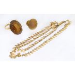 A selection of jewellery, to include a 9ct gold citrine ring, a chain and a 9ct gold dress stud,