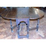 18th century oak drop leaf table Condition reports not available for this auction