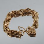 A bracelet, of hollow links with laurel leaf decoration, stamped '375', 18g grossCondition Report:
