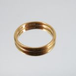 A 22 carat gold wedding ring, 2.9g grossCondition Report: Size N