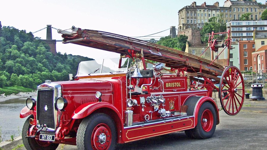 A restored 1931 Leyland Lioness HY1801 Fire Engine. Straight 6 8.8 litre. Class winner London-