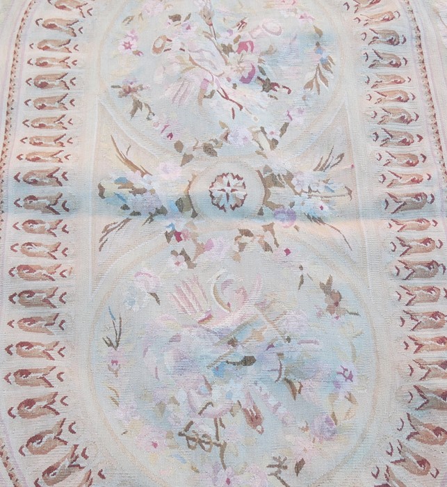 A French Aubusson style rug, decorated in the Classical style with flowers and foliage, 80ins x - Image 3 of 6