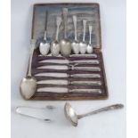 A quantity of hallmarked silver flatware, to include a cased set of six tea knives, various