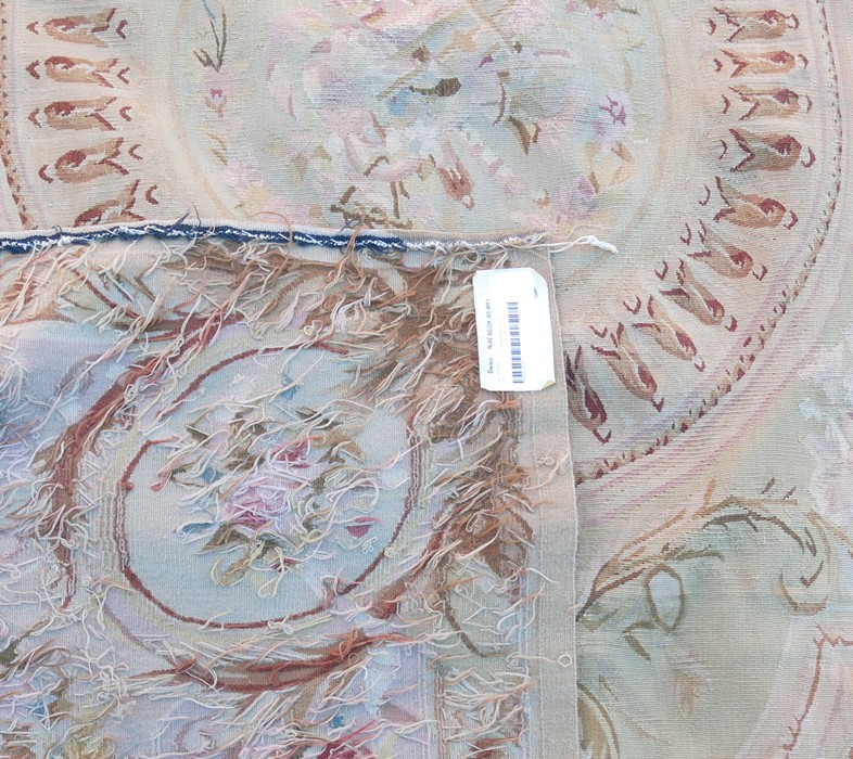 A French Aubusson style rug, decorated in the Classical style with flowers and foliage, 80ins x - Image 4 of 6