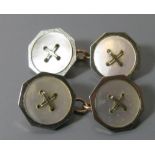 A Pair of 9ct Gold and Mother of Pearl 'Button' Cufflinks, 4.6g