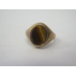 A 9ct Gold and Tigers eye Signet Ring, 4.2g