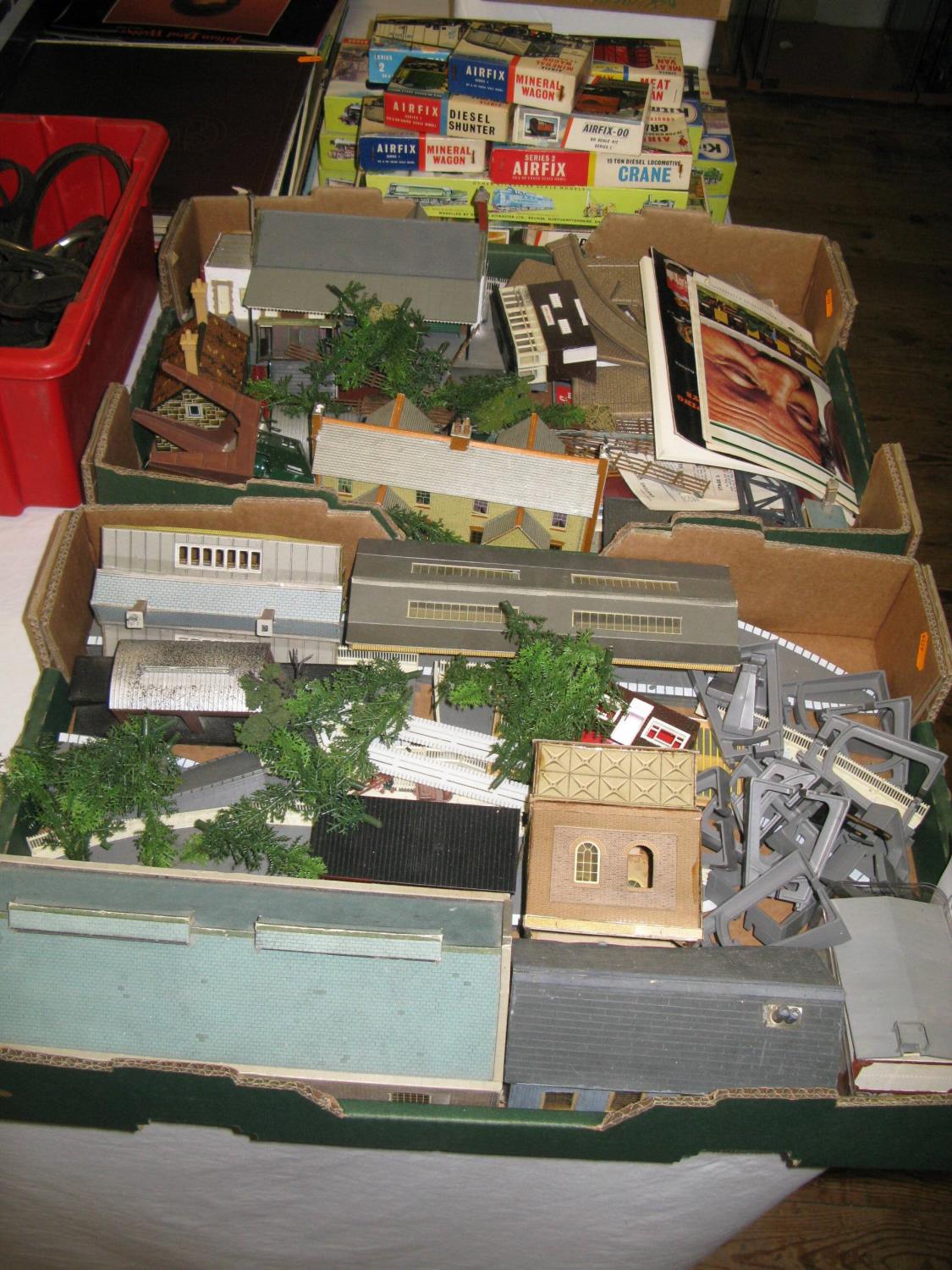 Two Boxes of OO-Gauge Models