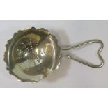 A George VI Silver Tea Strainer, Birmingham 1944, 26g