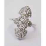 18ct White Gold Diamond Art Deco Ring featuring, 5 round brilliant cut Diamonds (1.00ct TDW),