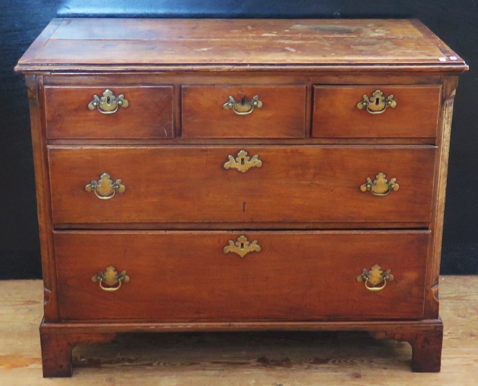 A Small 18th Century Elm Chest of Drawers with canted corners, 98(w) x 78(h) x 50(d) cm
