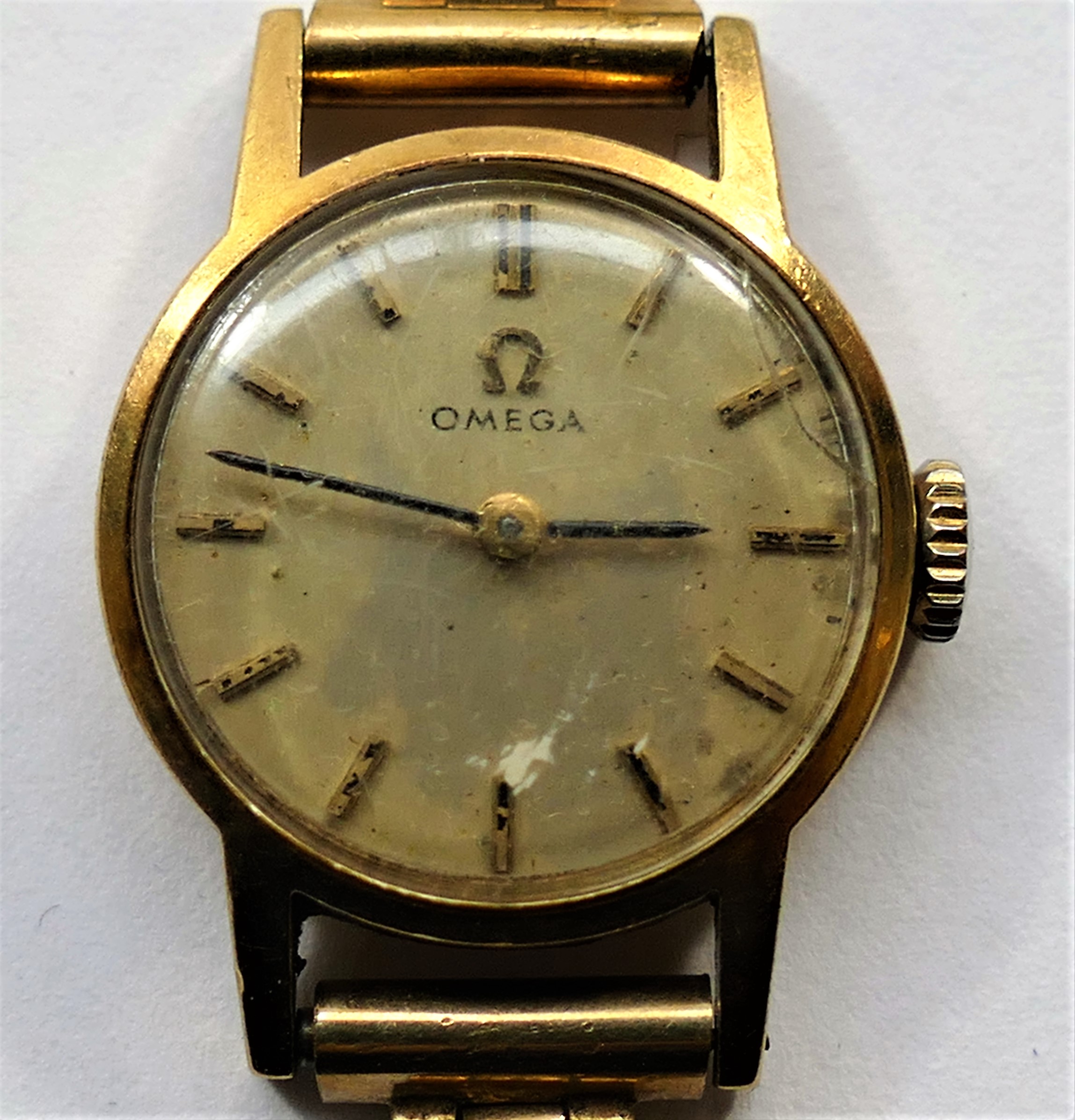 A ladies 9 carat gold cased Omega wrist