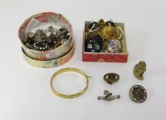 A collection of various costume jewellery, brooches, bangle, some antique pieces etc.