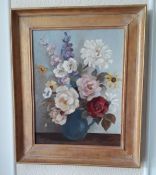 Hilda Ireland RWA, Flowers in vase, Oil on board, picture 35cm x 45cm.