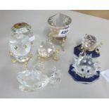 Collection of 8 crystal glass ornaments, mainly Swarovski (8).