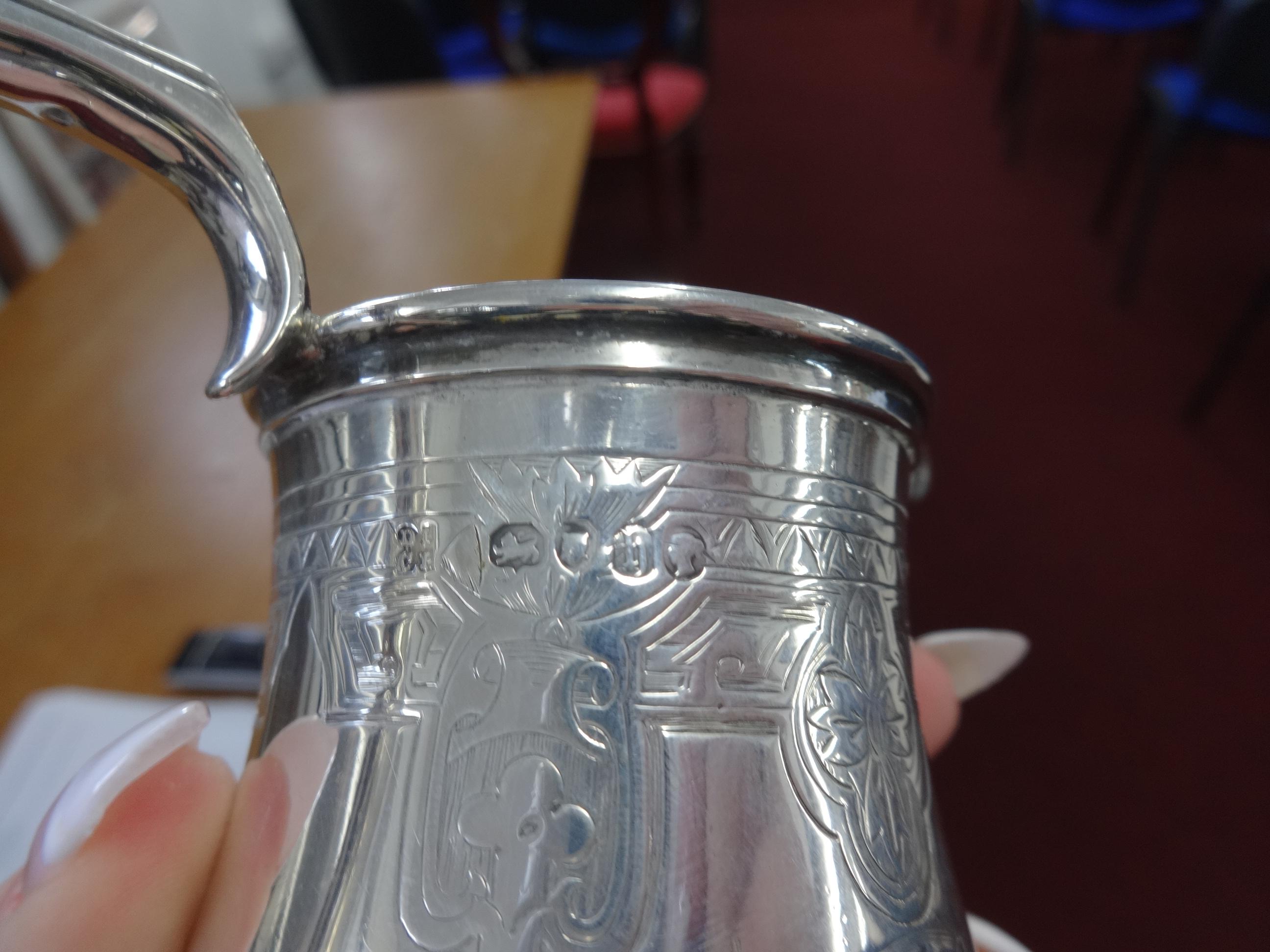 A Victorian silver coffee pot and cream jug, London circa 1863 marked 'CH' for Daniel & Charles - Image 6 of 8