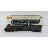 Hornby 00 gauge loco R2340, Class A4, Golden Plover, boxed.