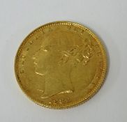 A Victoria gold sovereign, shield back, 1882.