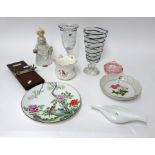 A collection of various chinaware and glassware (10)