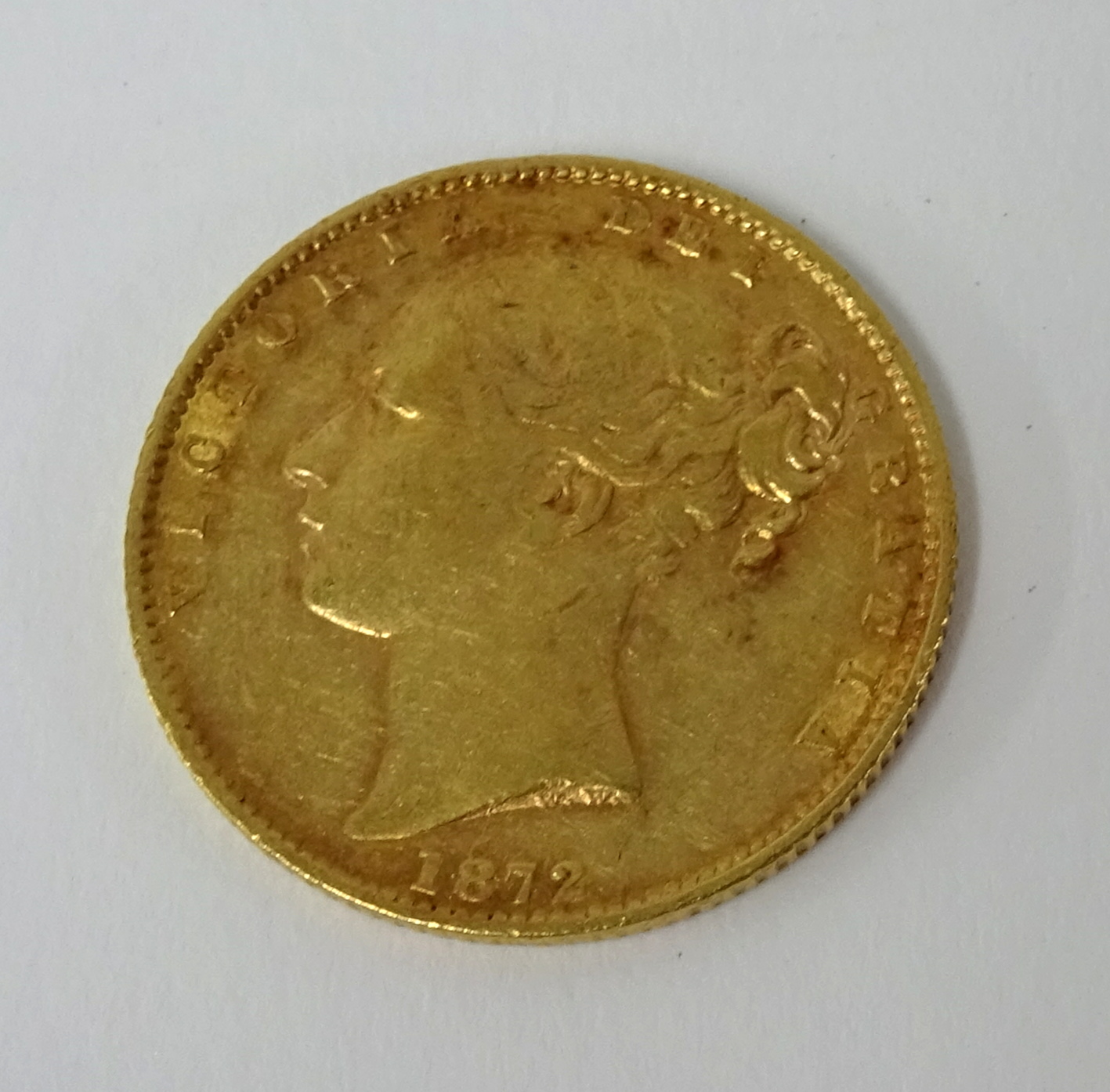 A Victoria gold sovereign, shield back, 1872. - Image 4 of 4