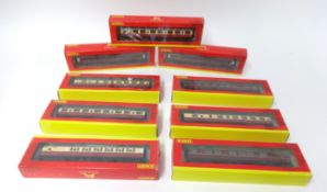 Hornby, 00 gauge R4179 Corridor First Class coach and other coaches and buffet cars, boxed (15).