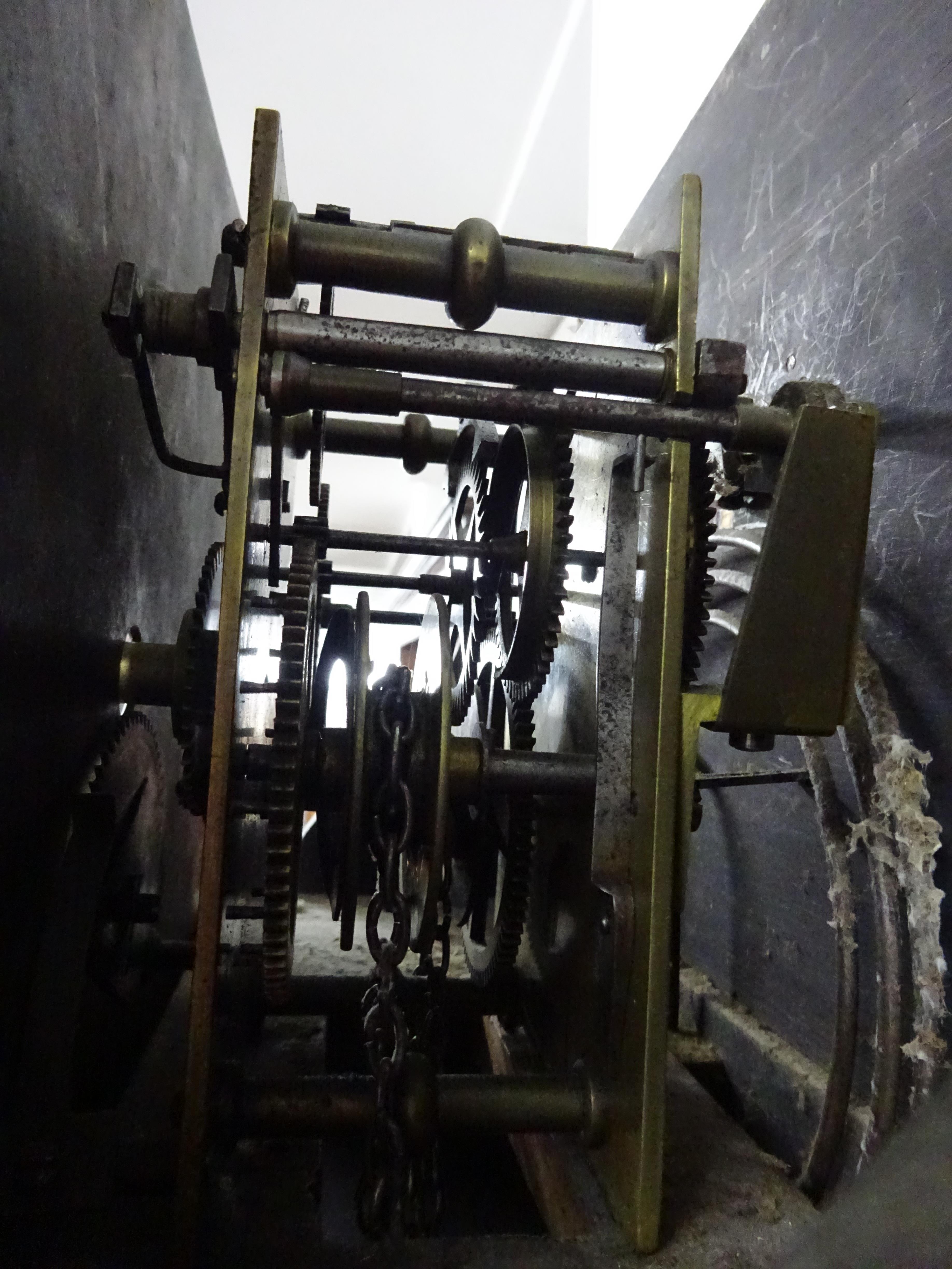 A Georgian oak longcase clock with brass dial marked Thomas Daunt, Northampton, with calendar - Image 2 of 4