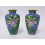 Two pairs of Chinese cloisonné vases height 8cm and 16cm, enamelled dish and frog box (6).