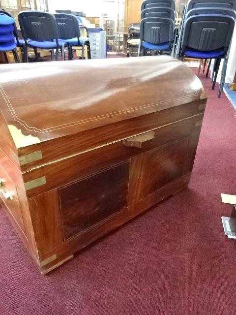 A nautical style chest with dome top, brass mounted, width 77cm. - Image 3 of 7