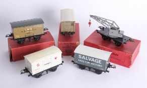 Hornby O Gauge, five assorted trucks including No1 crane truck 1938-41, Two No 0 banana van, No 0 (