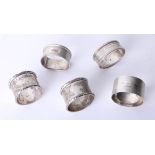 Five silver napkin rings (5)