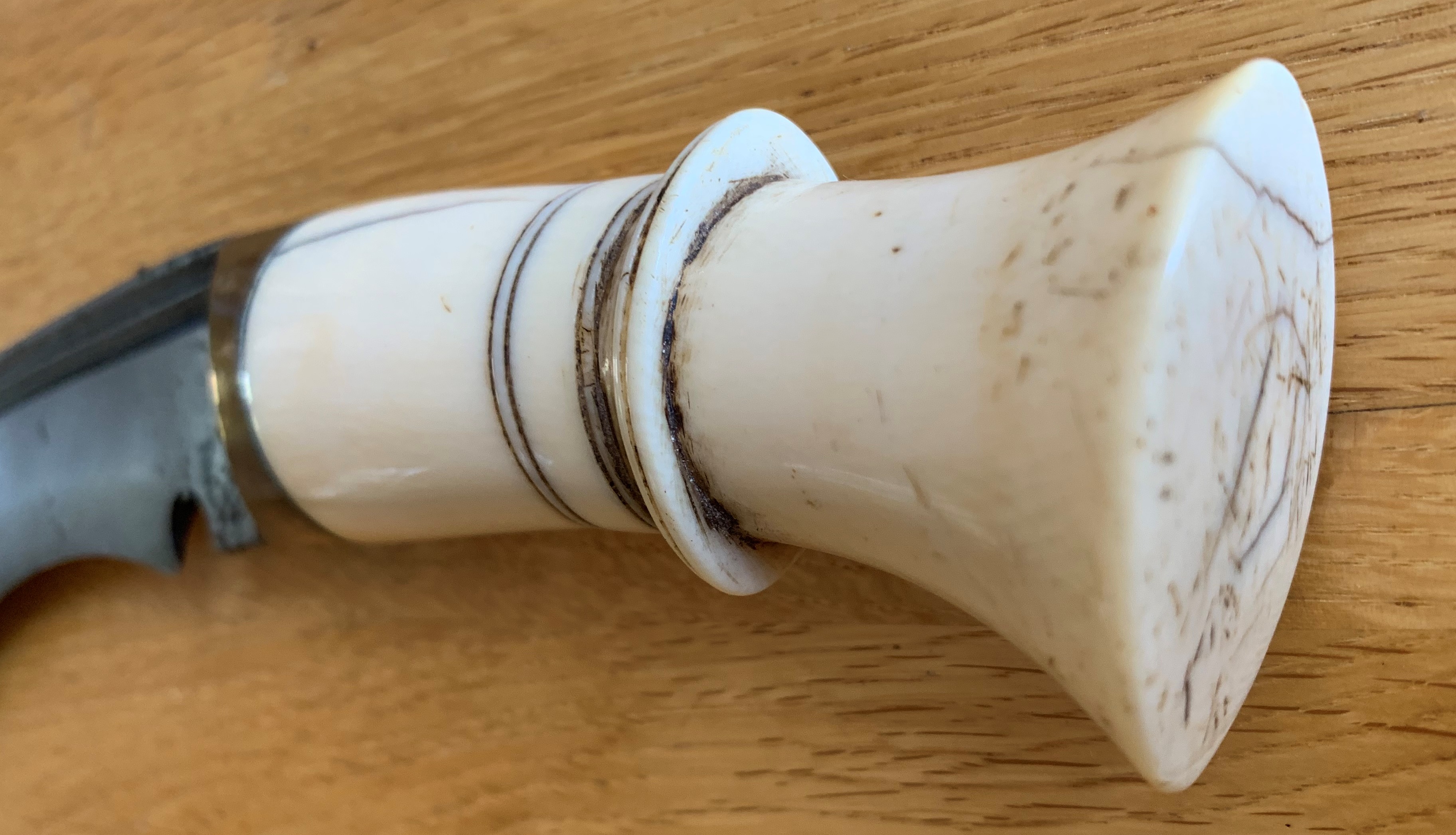 A superb Ivory handled kukri, probably WW1 era, the scabbard inner is original, but the outer is a - Image 5 of 6