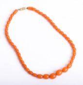 An amber bead necklace, graduated, approx 12.40g, length 32cm.