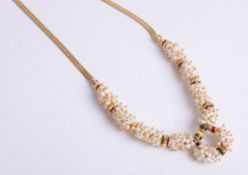 Fancy freshwater Pearl neckle