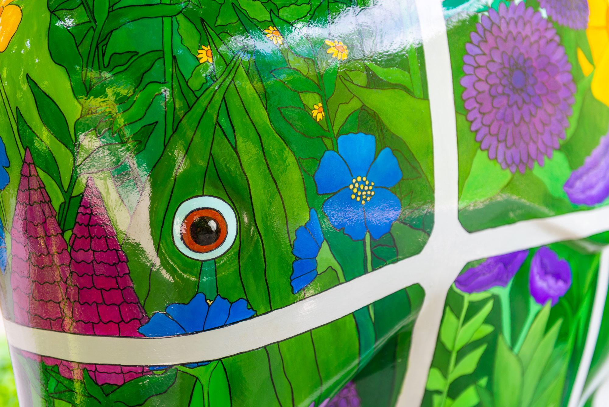 'Blooming Greenhouse' by Leah Hayler. Sponsored by St Luke's Hospice Plymouth - Image 11 of 13