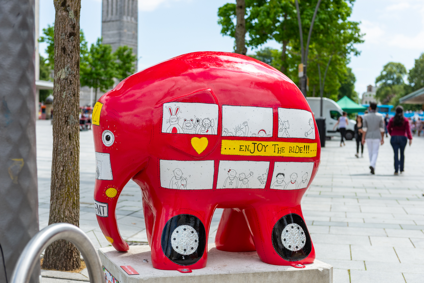 'The Patchwork Bus' by Traci Moss. Sponsored by Plymouth Citybus - Image 7 of 9